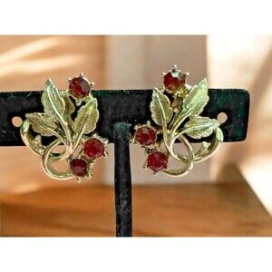Vintage Red Rhinestone Leaf Clip-On Earrings Gold Tone 1” Estate